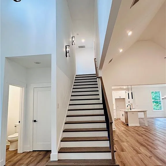 6312 Woodstock Rd — Photo 29