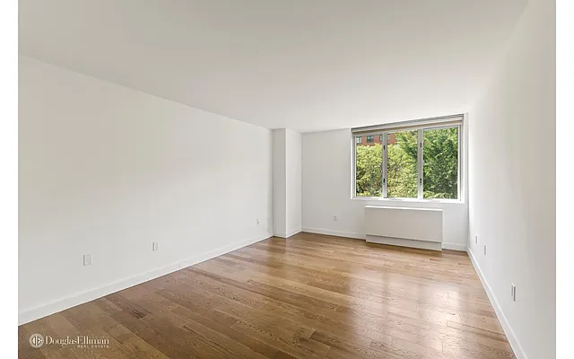 Rented by Douglas Elliman | media 41