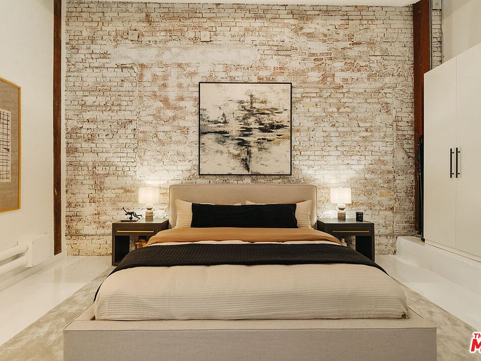1st image of 500 Molino St Suite 101