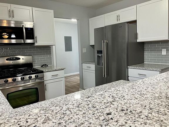 5th image of 3311 B St