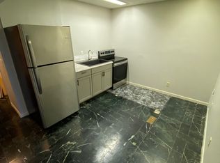 2320 O St APT 2, Omaha, NE 68107