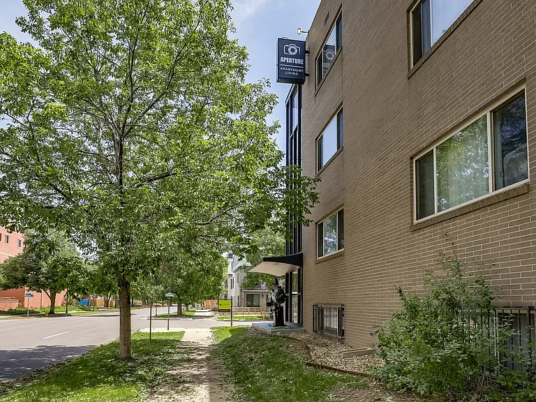 Aperture Apartments — Photo 25