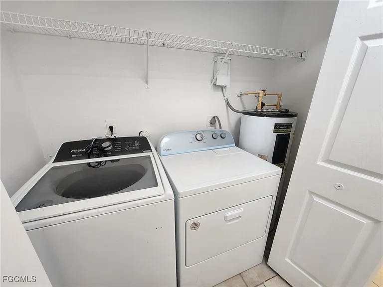 1248 Columbus Blvd #A — Photo 2