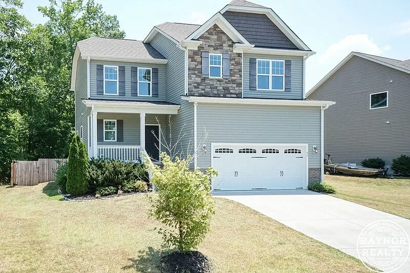 4 bed, 2.5 bath, 1976 sqft, $2,250 — Photo 4