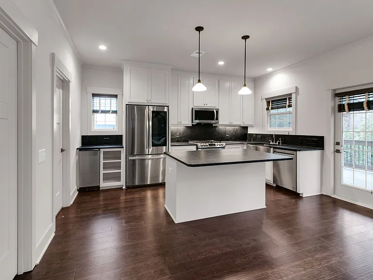 844 Jersey Dr — Photo 10