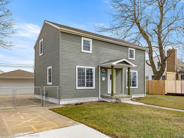 13367 Fordline St, Southgate, MI 48195