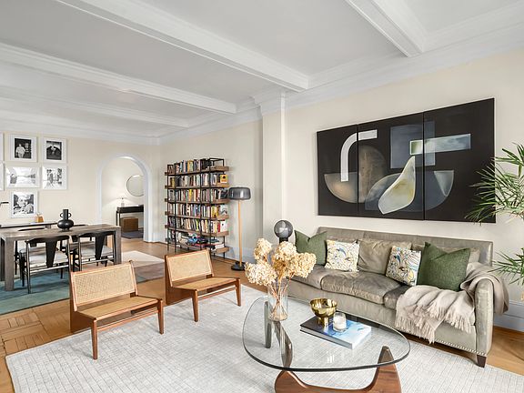 2nd image of 36 Gramercy Park E APT 7N