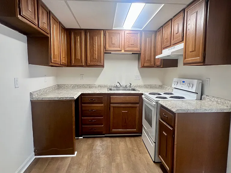 116 Highland Ave — Photo 8