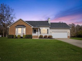 609 Fernway Dr, Burlington, NC 27217