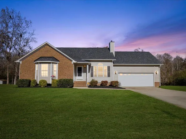 609 Fernway Dr, Burlington, NC 27217