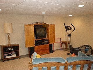 3rd image of 23639 Stacey Dr
