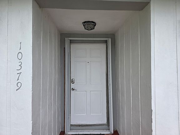 2nd image of 10379 SW 209th Ln