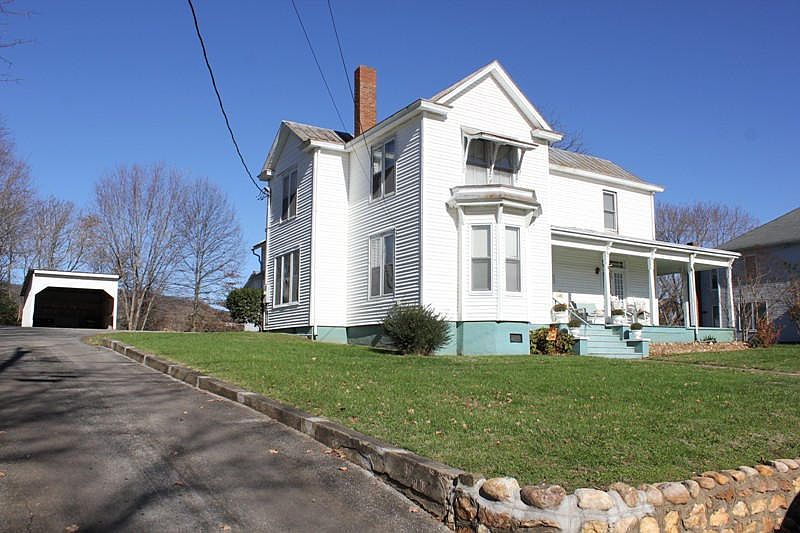 1st image of 260 Diamond Ave