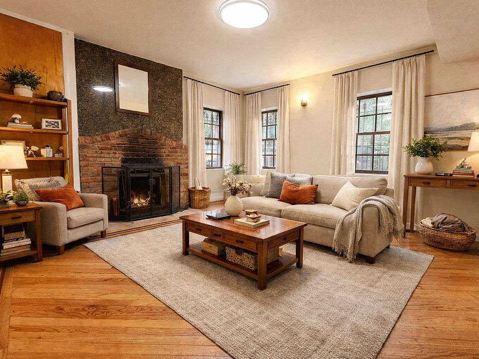 1st image of 32 Greene Ave Floor 1