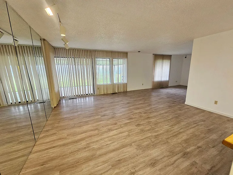 1388 Road F.8 NE #206 — Photo 2