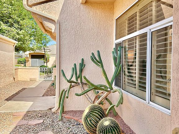 5th image of 13717 W COUNTRYSIDE Drive