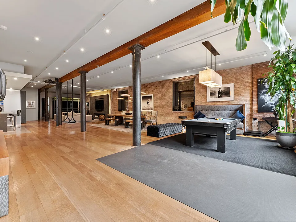 459 W Broadway #2S