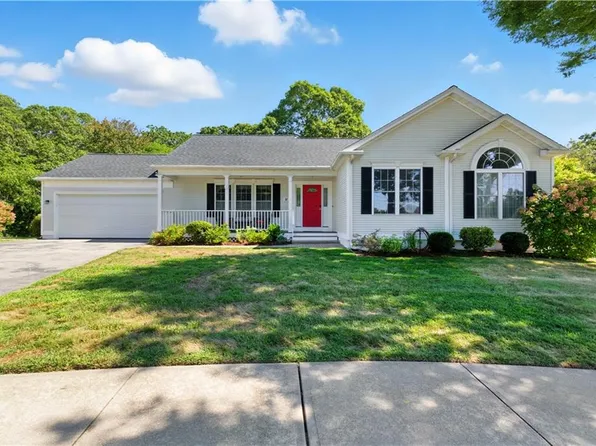 52 Tum A Lum Cir, Westerly, RI 02891