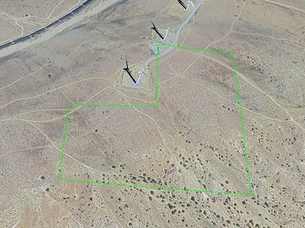 4899 Oak Creek Rd, Mojave, CA 93501