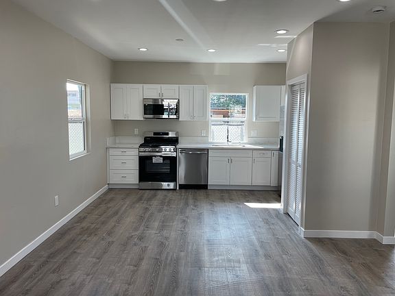 2nd image of 3139 K St #1