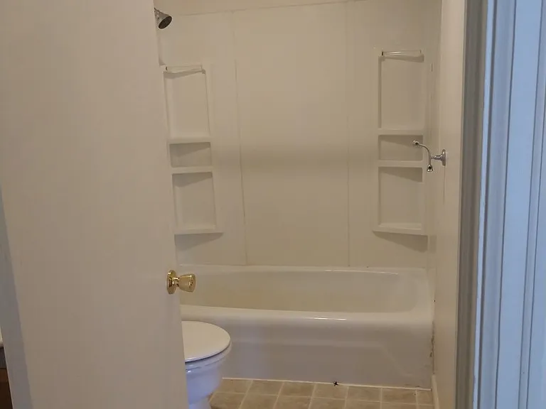 702 Main St — Photo 11