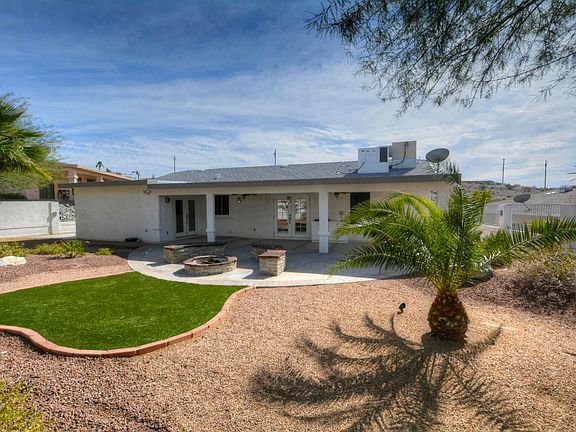 2nd image of 3289 Palmtree Dr