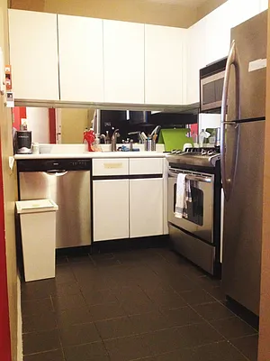 Rented by Keller Williams NYC | media 22