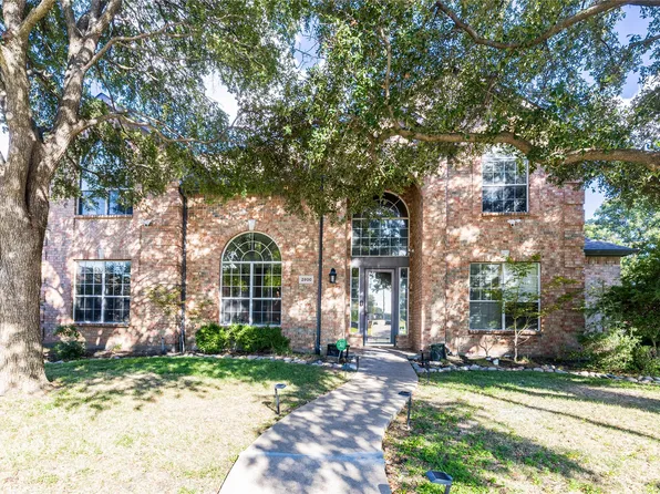 2800 Longtown Dr, Plano, TX 75093