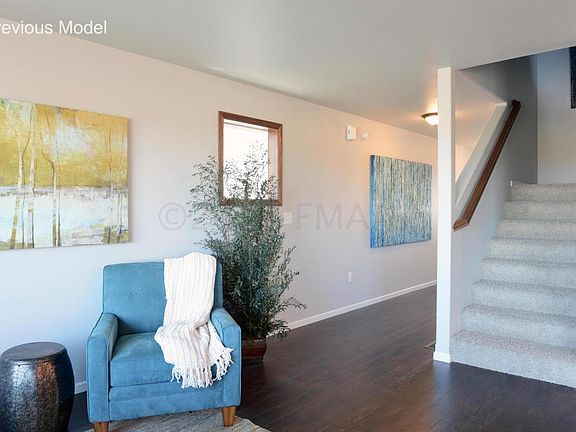 2nd image of 973 W Albert Dr