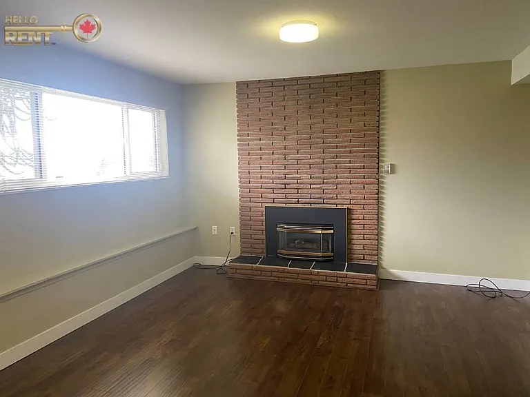 779 Shaw Ave — Photo 5