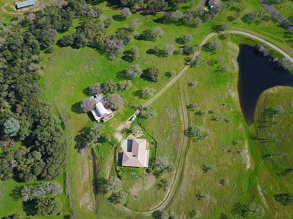 4th image of 5072 Buckboard Dr