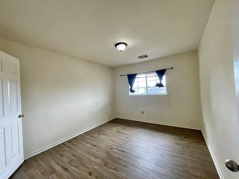21142 Field House Ct — Photo 21