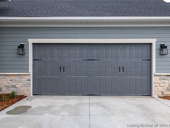 5th image of 1861 Augusta Boulevard Lot 293