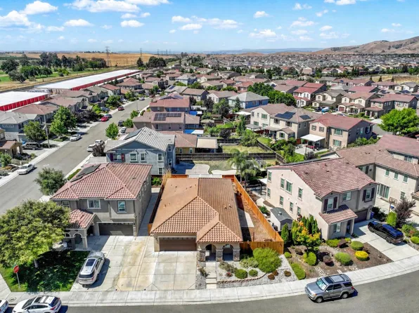 373 Anchorage Drive, Vacaville, CA 95687