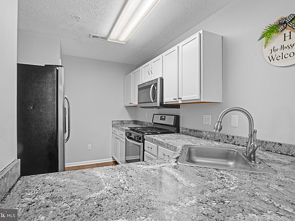 5th image of 22580 Upper Kells Ln