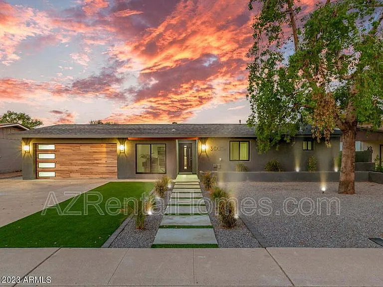3005 N 81st Pl — Photo 2