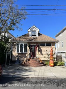 365 Colony Ave, Staten Island, NY, 10306