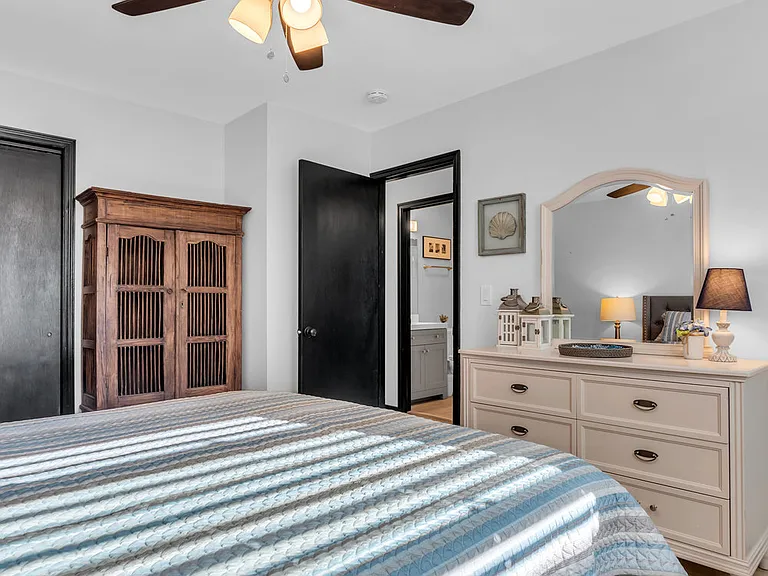 1264 Maplewood Rd #A — Photo 37