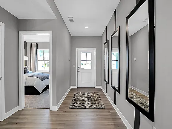 1127 Marston Ln — Photo 6