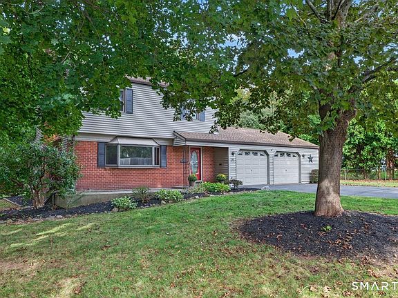 4th image of 71 Brewster Road