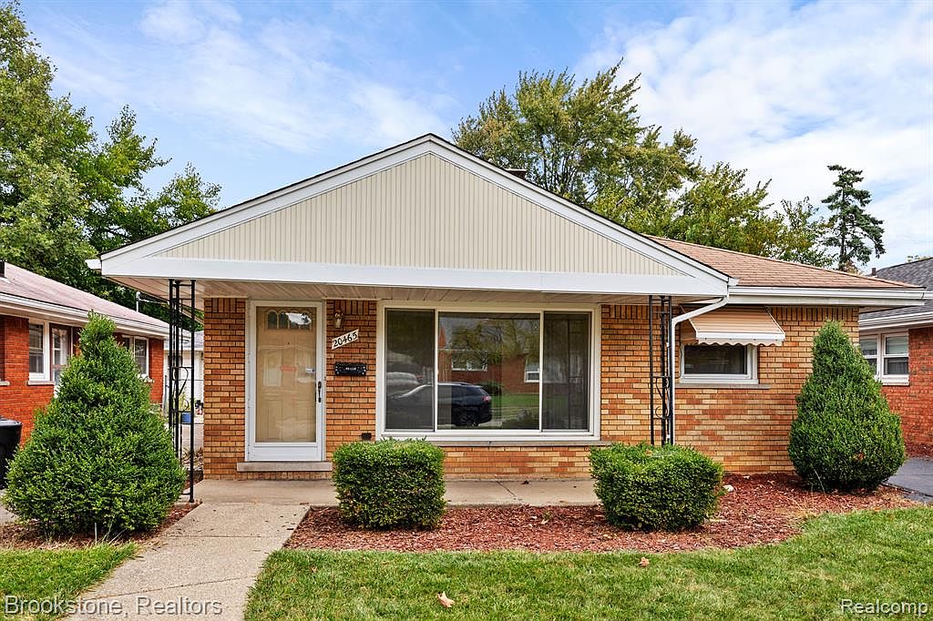 20465 Hunt Club Dr, Harper Woods, MI 48225 Zillow
