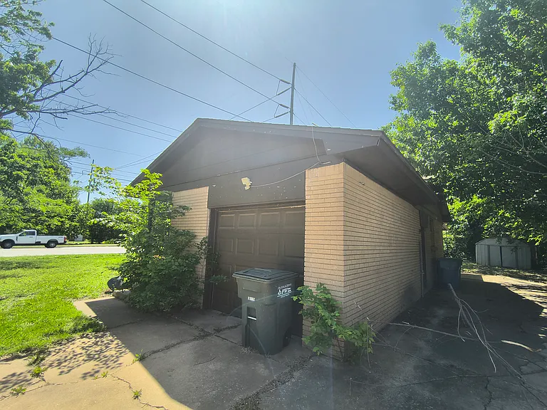 140 Ridgecrest Rd — Photo 4