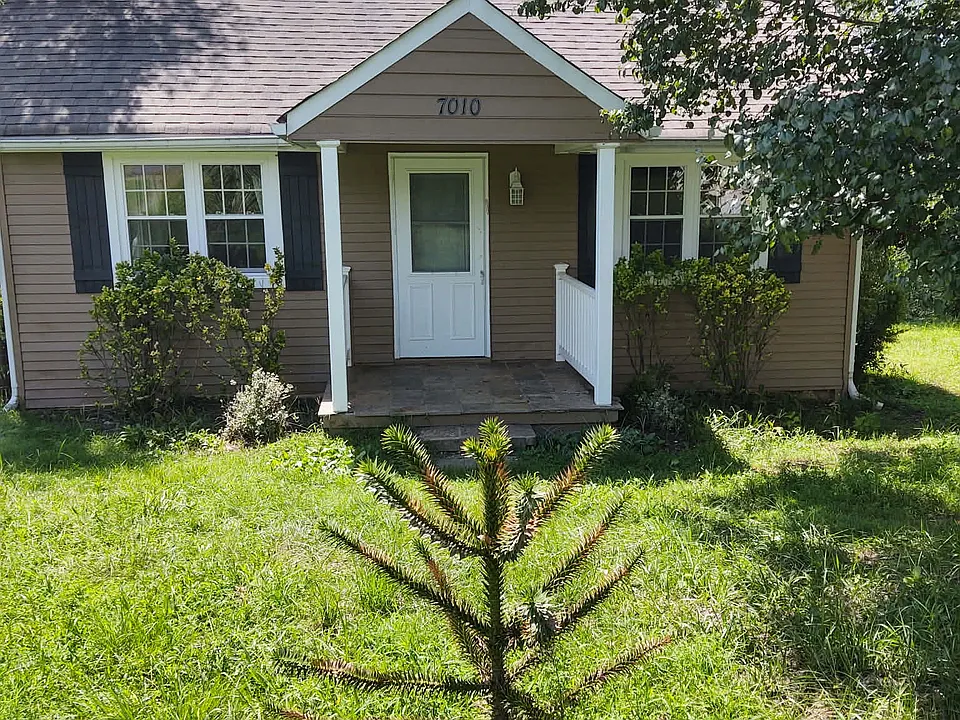 7010 Eggbornsville Rd