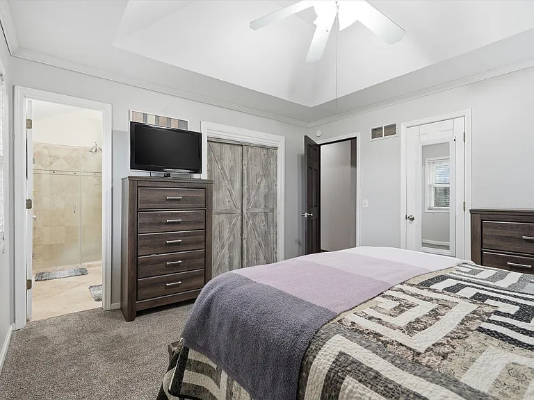 12200 Hollingsworth Rd — Photo 14