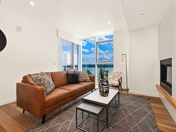 3rd image of 590 Waterfront Way Unit 204