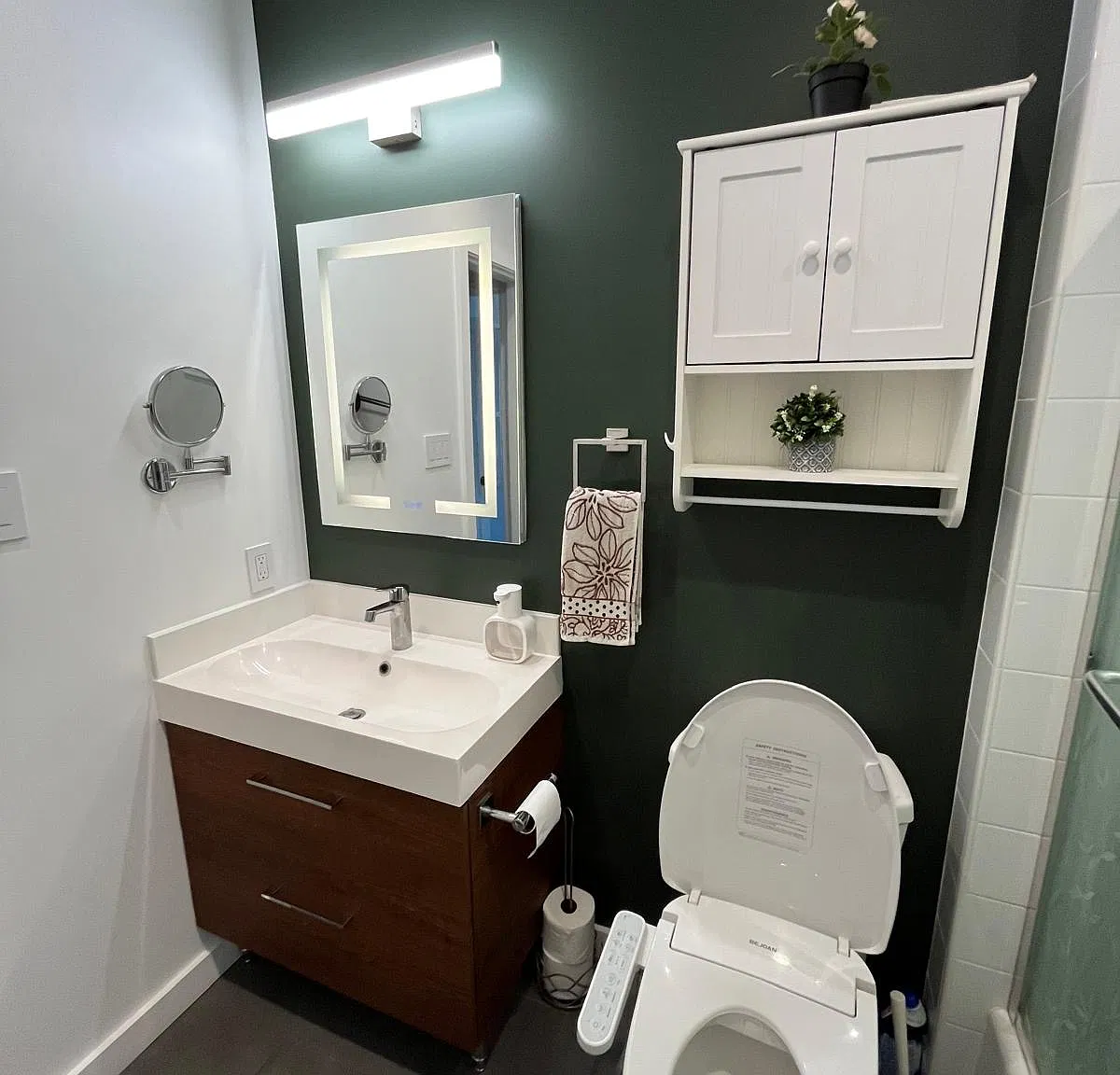 2 bed, 858 sqft, $3,200 — Photo 3
