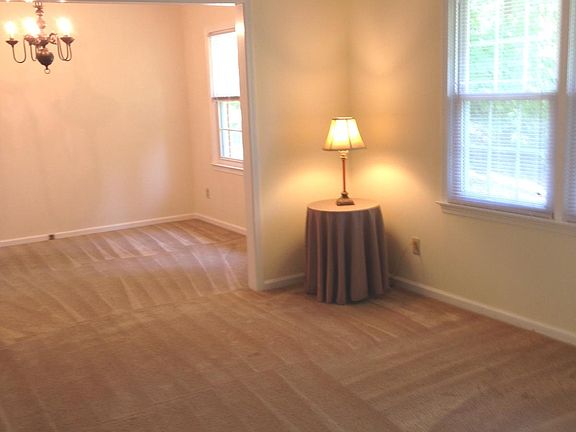 4th image of 2469 Due West Cir NW