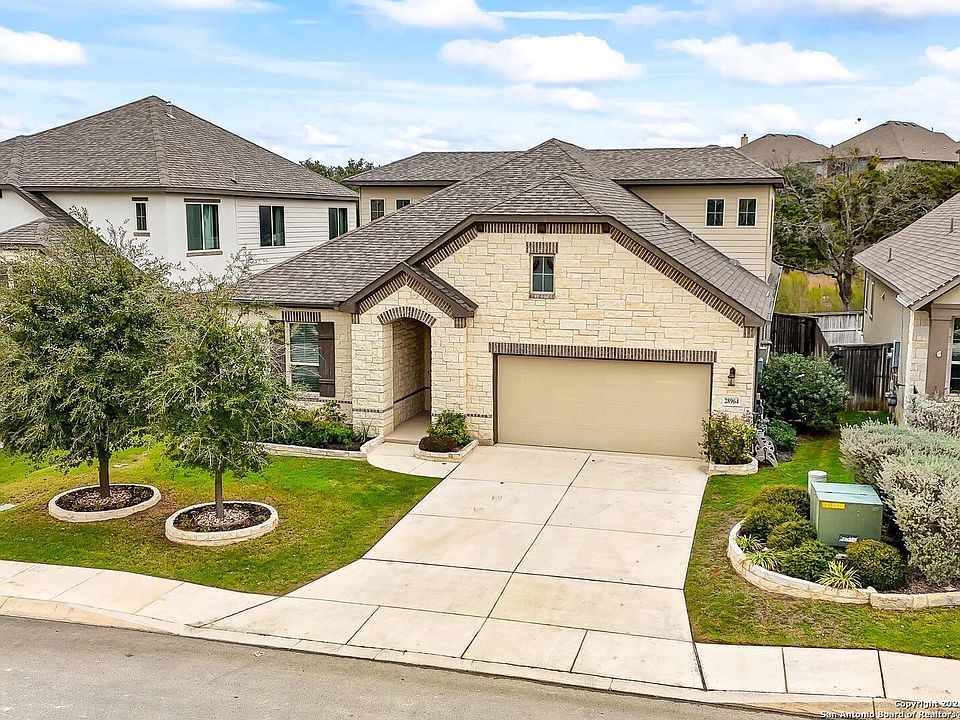 1st image of 28964 Windlesham Way