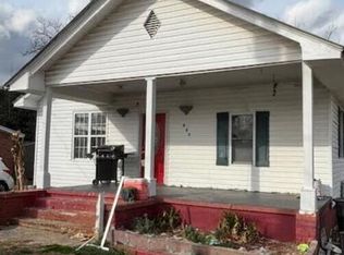 408 W F St, Erwin, NC 28339