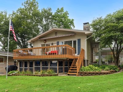 8129 E Wade Ln, North Webster, IN, 46555